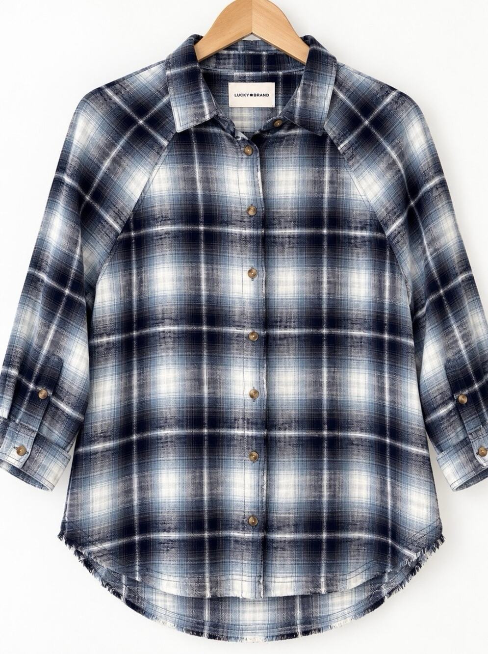Lucky Brand Women's Cloud Plaid Flannel Shirt M Blue White Raw Hem Button Up